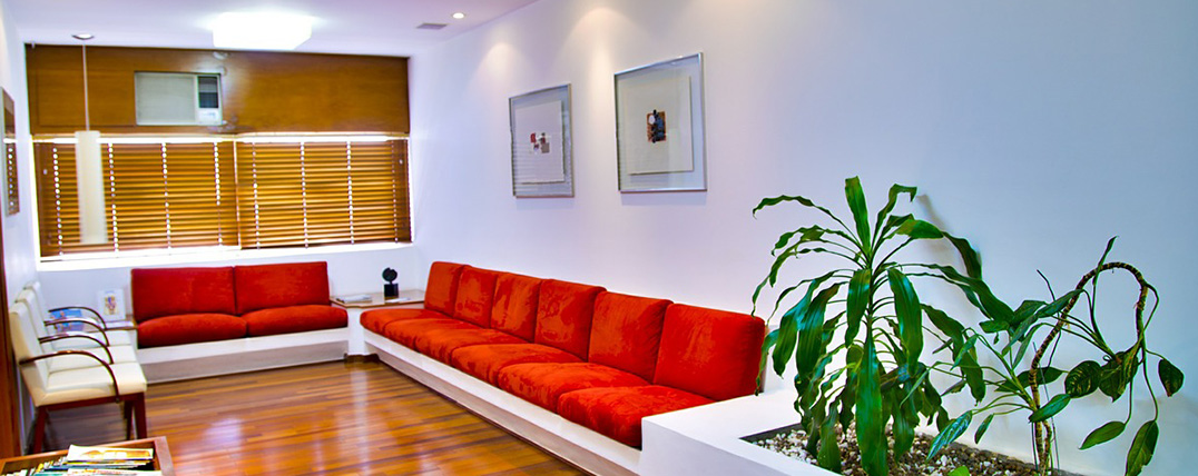 Photo of one of the waiting room at the Quebec Procrea Fertility clinic